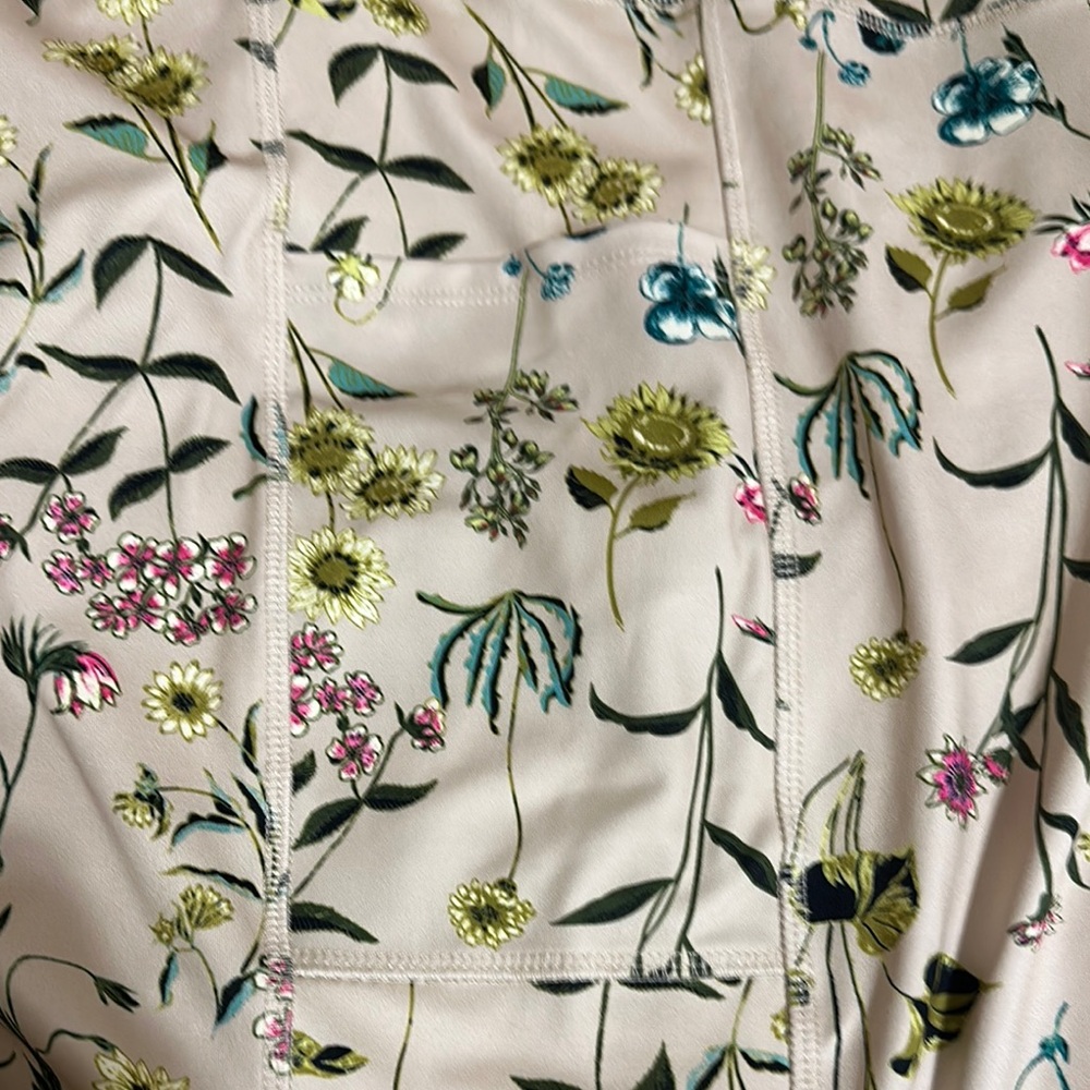Floral Beige Legging NWOT